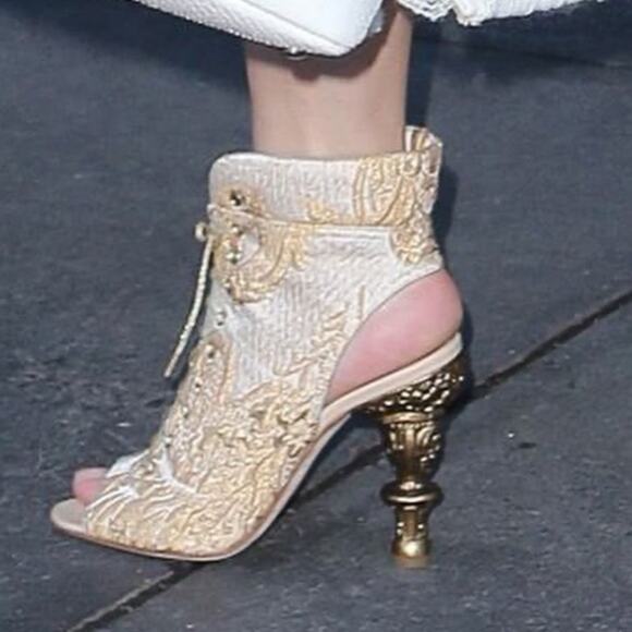 Chanel 2013 Cruise Runway Gold Brocade Interlocking C Lady Gaga Booties 36.5 - Picture 13 of 13